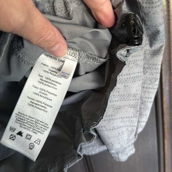 ASICS‎ Men’s gray light rain jacket size XL - Picture 4 of 9